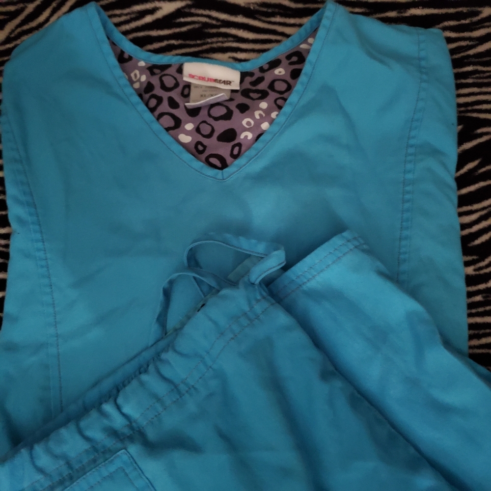 Scrubstar Scrub Set